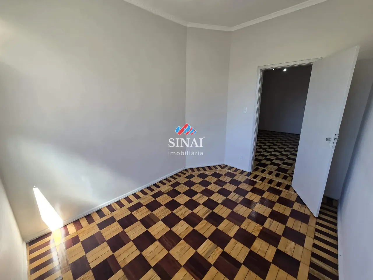 2-bedroom apartment with no parking space — photo 18