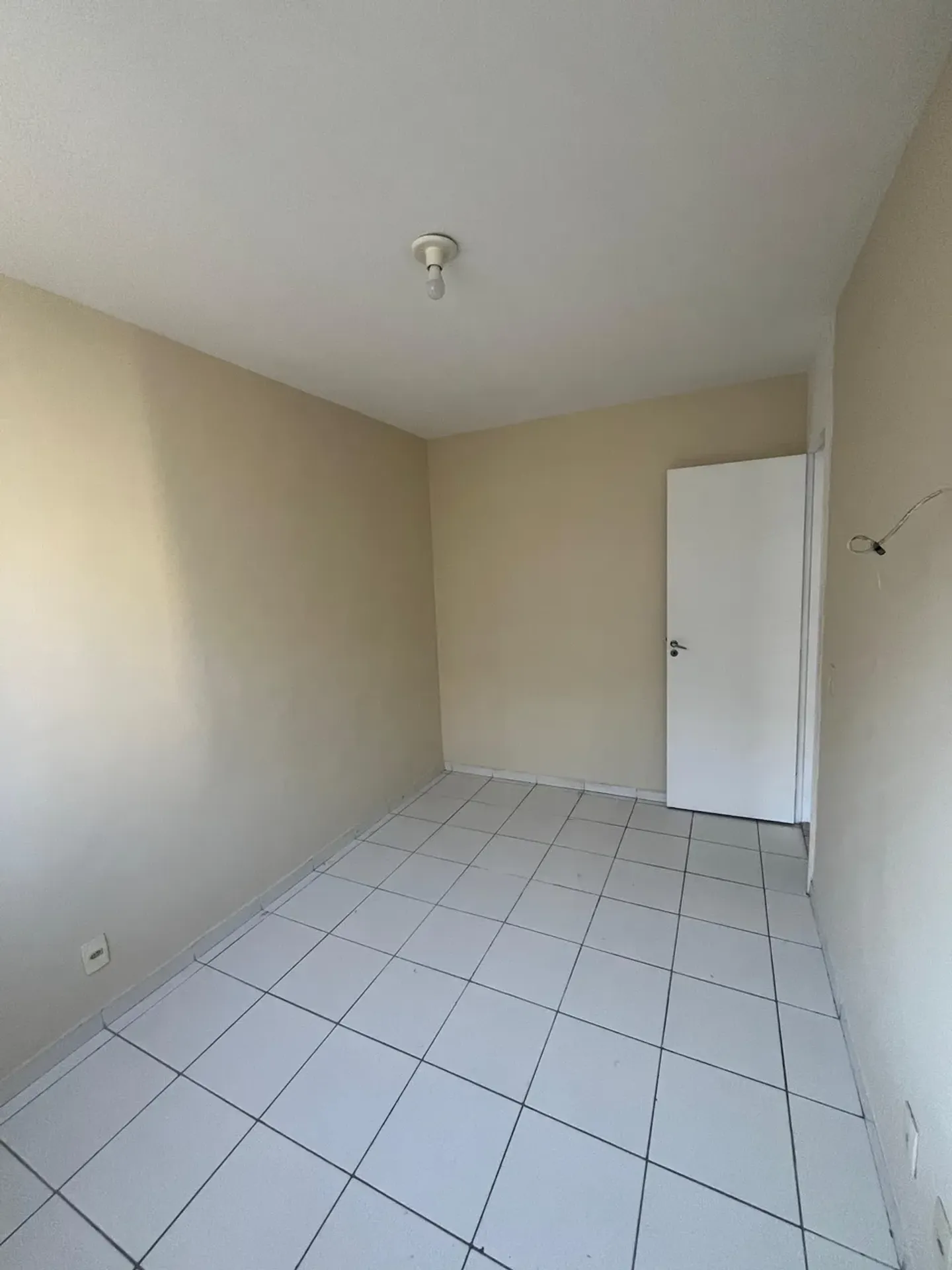 2-bedroom apartment in a building with a gym — photo 7