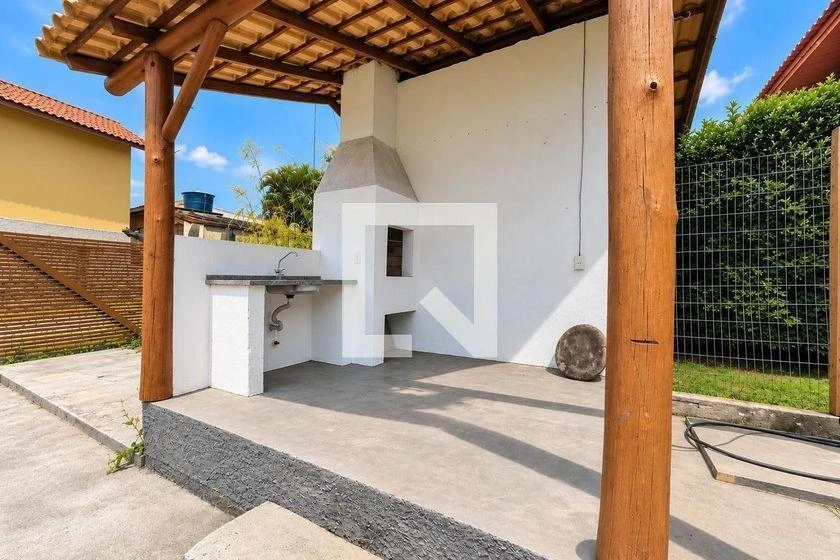 Casa de 2 dormitorios con balcón gourmet en Florianópolis — photo 26