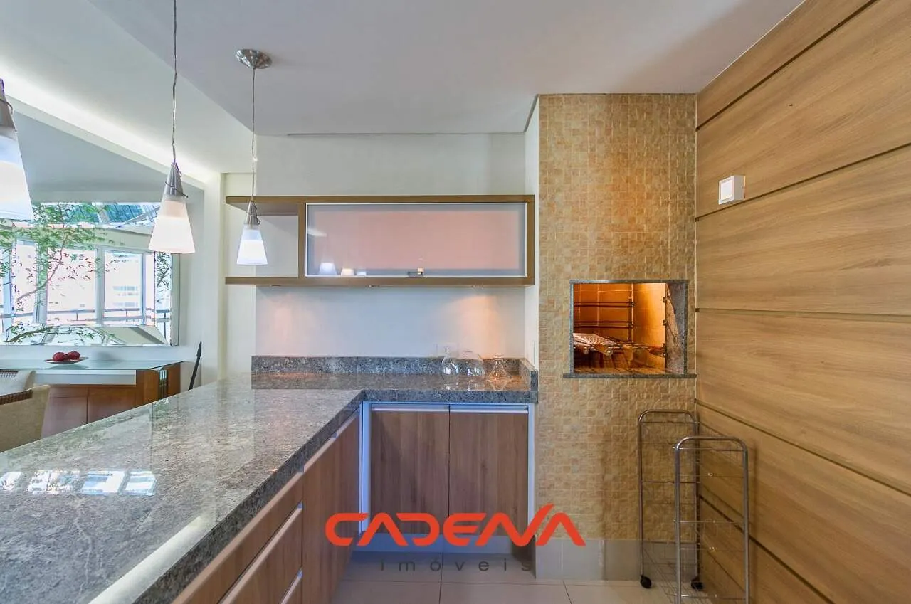 Квартира с 3 спальнями и грилем на балконе — photo 2