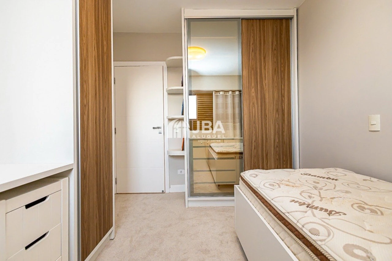 Квартира 226 м² з 3 спальнями та кухнею відкритого плану — photo 19