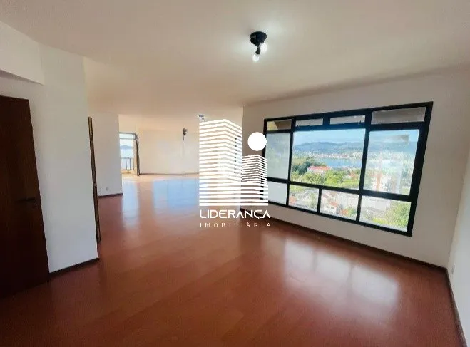 350 m² apartment with 3 en-suite bedrooms and 3 parking — photo 42