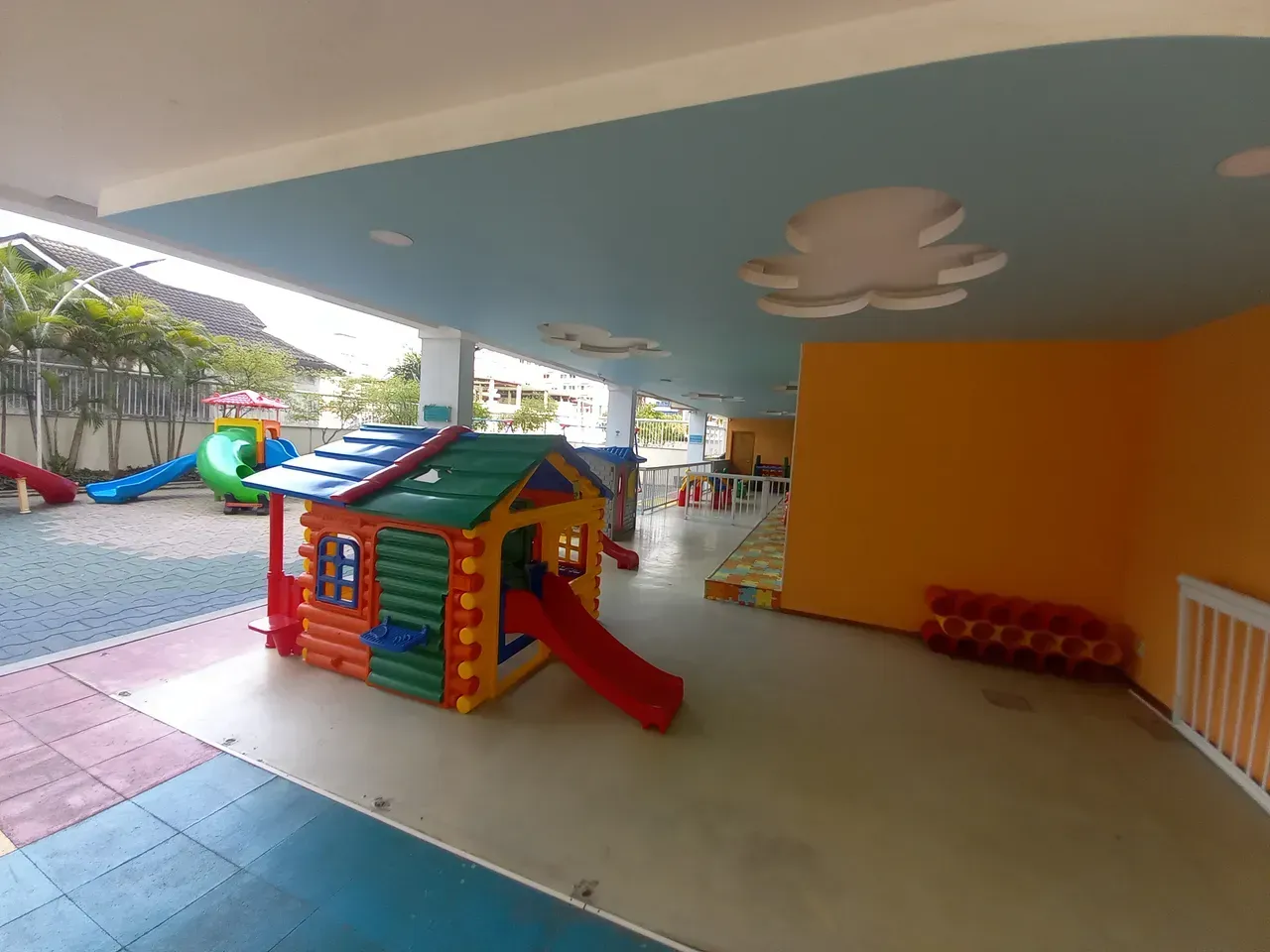 Apartamento de 2 quartos com 3 banheiros e cozinha fechada — photo 42