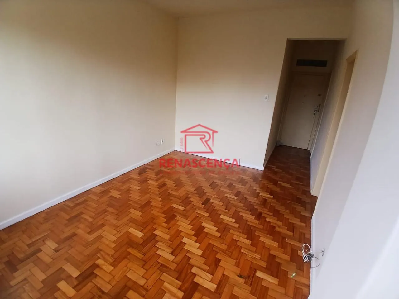 Apartment on the 3rd floor with wood or laminate floors — photo 16