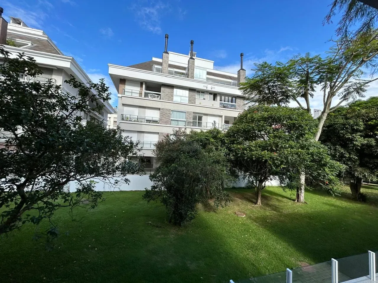 Apartamento amueblado de 3 suites y 115 m² — photo 16