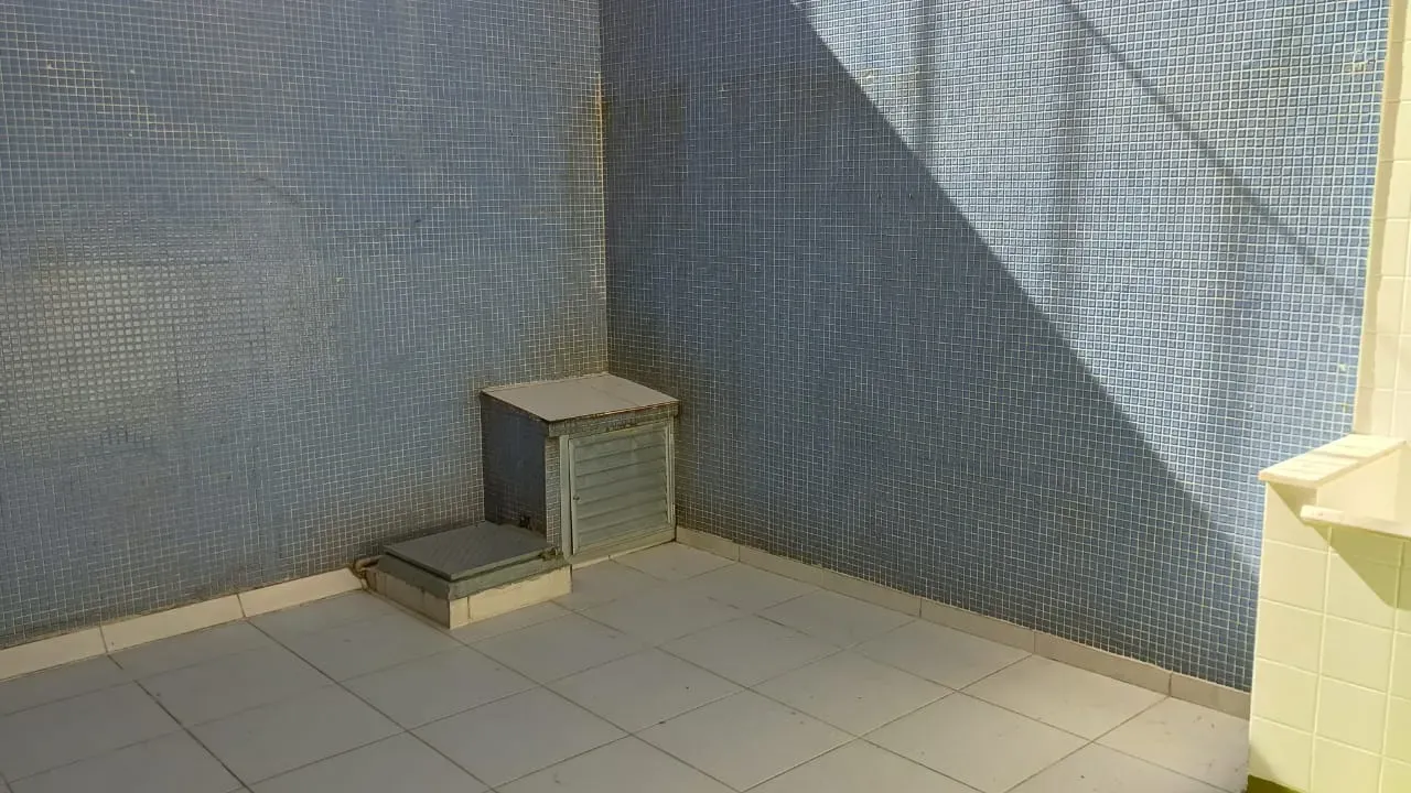 Unfurnished 105 m² house with 2 bedrooms and private garden — photo 17