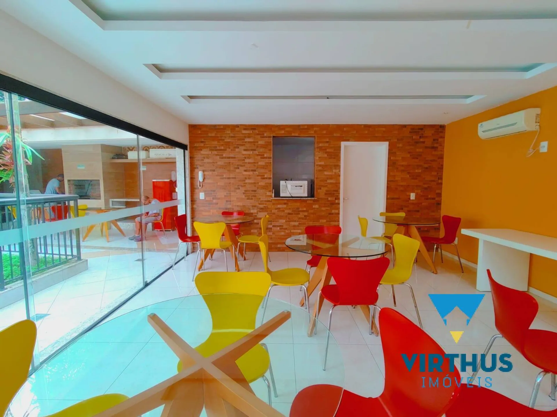 4-bedroom apartment with a private pool in Rio de Janeiro — photo 47
