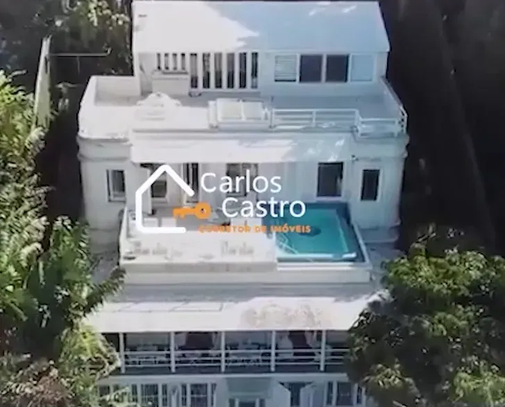 Furnished house, 640 m², with a glass-enclosed balcony — photo 17