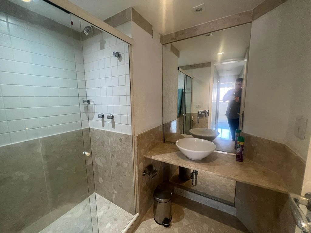 200 m² duplex apartment with 3 bedrooms and 6 bathrooms — photo 21