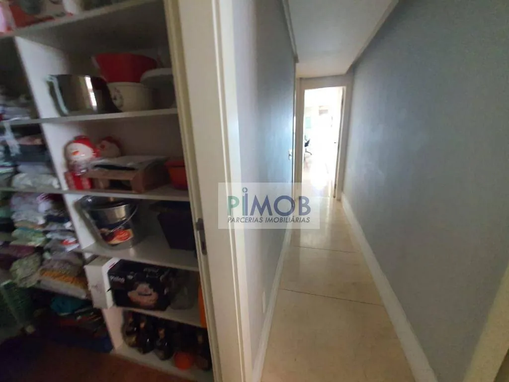 Furnished 260 m² apartment on the 23rd floor with 3 spots — photo 24