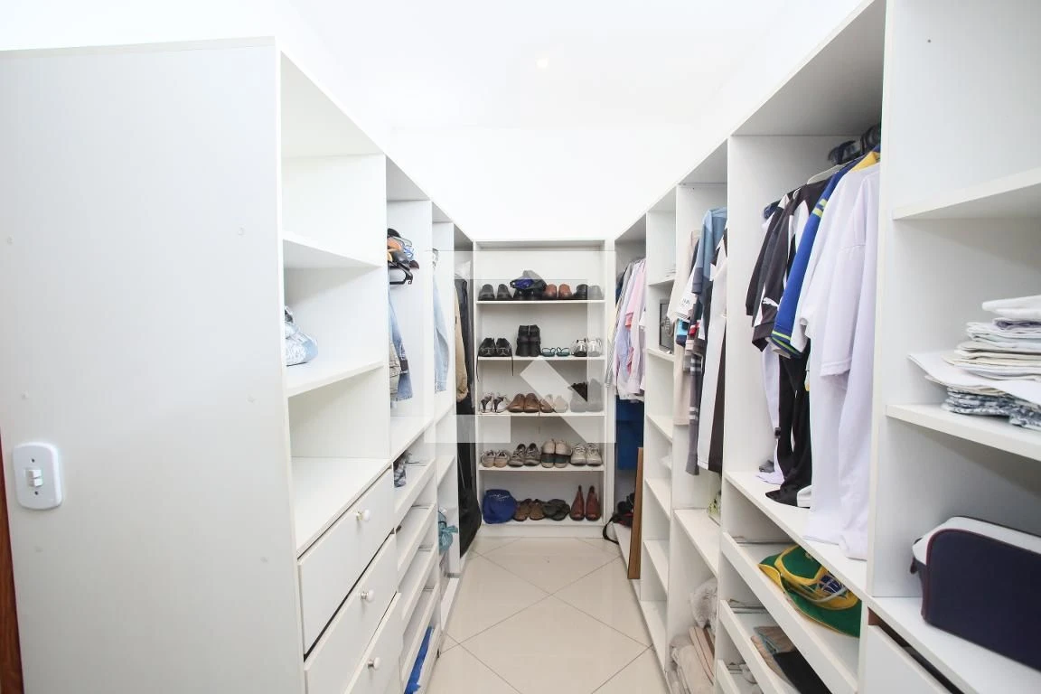 Furnished apartment with 3 bedrooms and a closed kitchen — photo 42