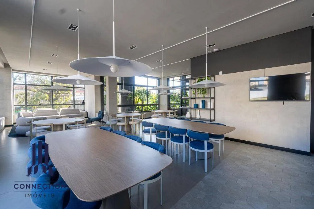 Floor-to-ceiling windows in a 2-bedroom apartment, 83 m² — photo 46