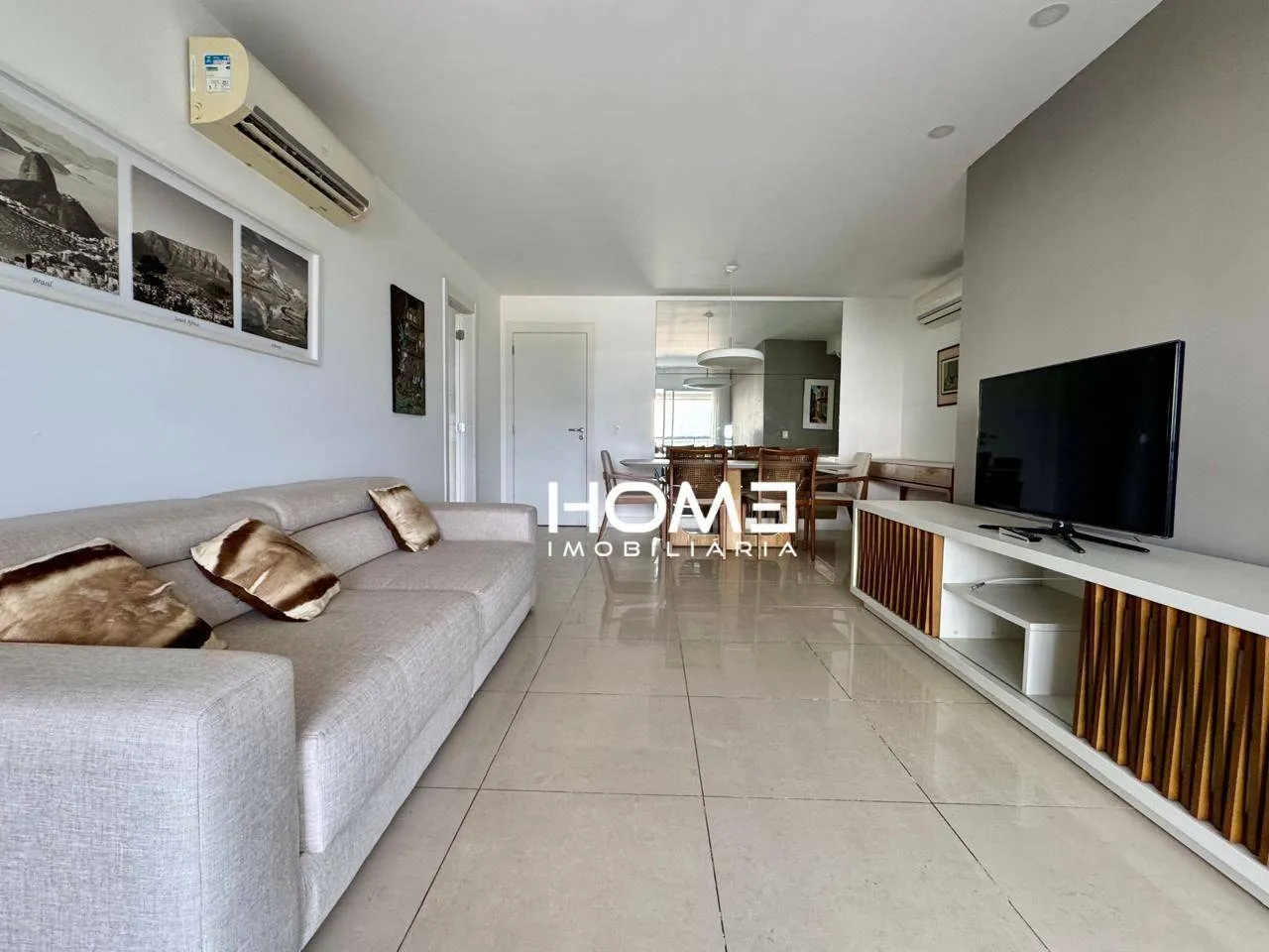 Home office in a 3-bedroom apartment, 155 m² — photo 15