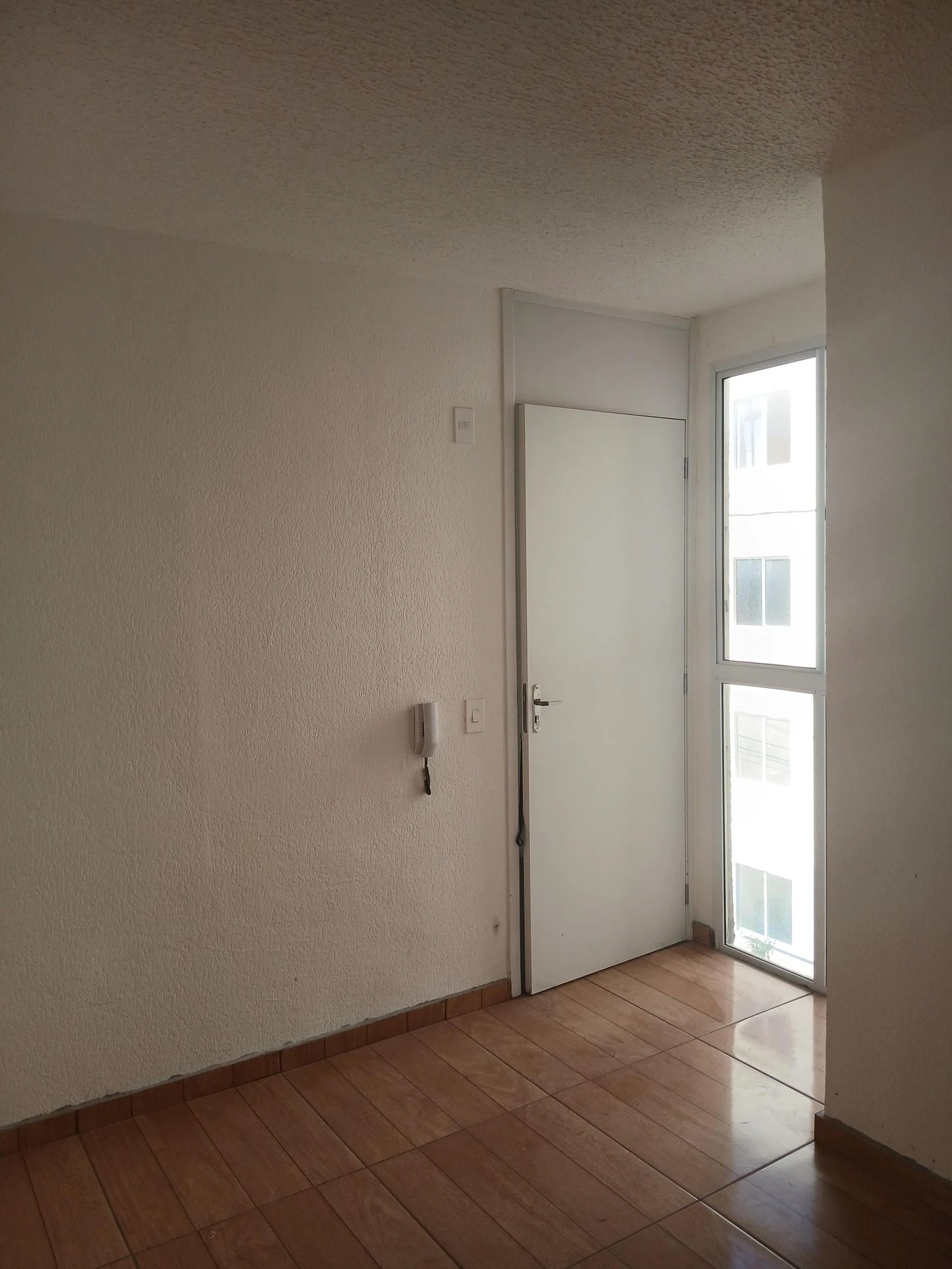 2-bedroom unfurnished apartment with separate gas kitchen — photo 14