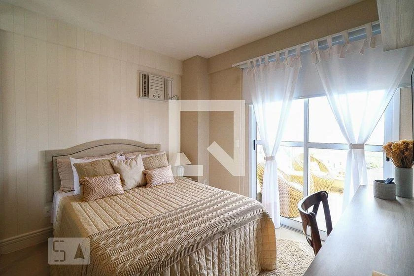 House, 450 m², with a private pool — photo 45