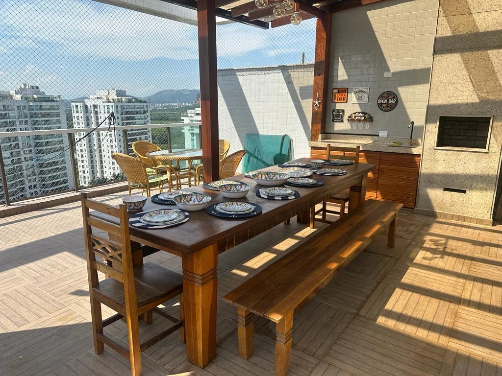 Furnished duplex apartment 313 m² with 2 parking spots