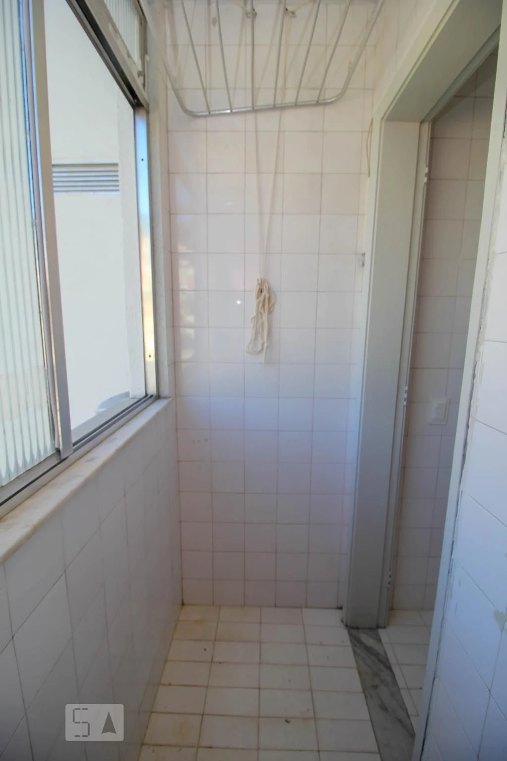 One-bedroom apartment with a mountain view in Rio de Janeiro — photo 17