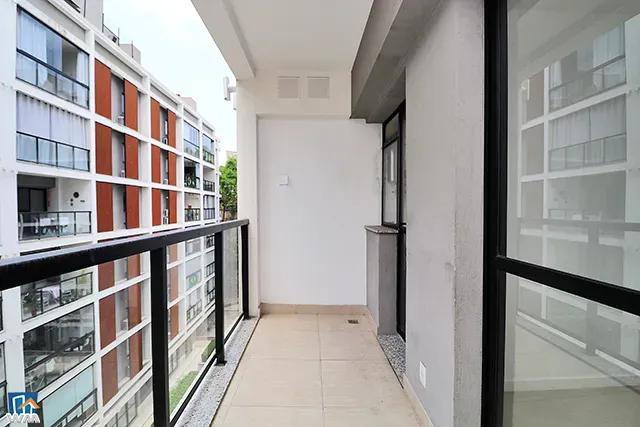 Apartamento mobiliado, 69 m², com varanda envidraçada — photo 4