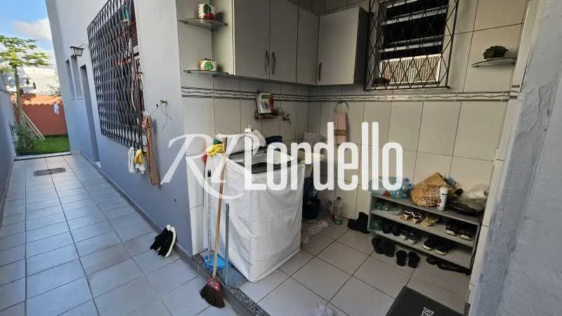 Casa mobiliada com 359 m², 3 dormitórios e 3 banheiros — photo 21