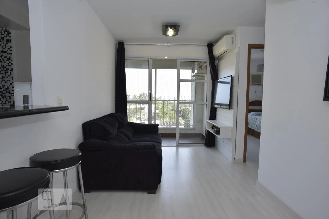2-bedroom apartment with a mountain view — photo 12