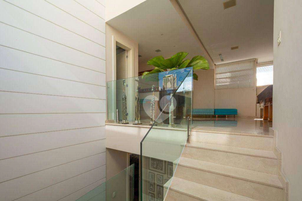 Furnished house with 7 en-suite bedrooms and 10 baths — photo 15