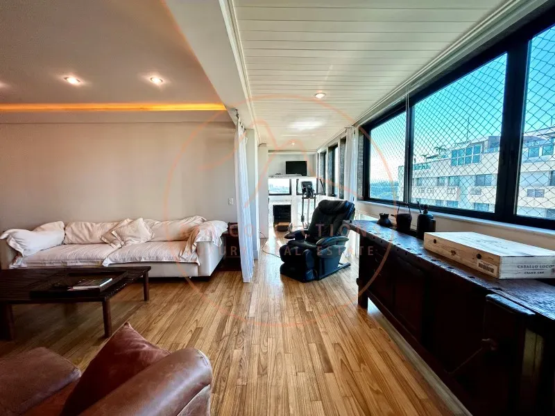 Furnished apartment, 419 m², with a bathtub — photo 45