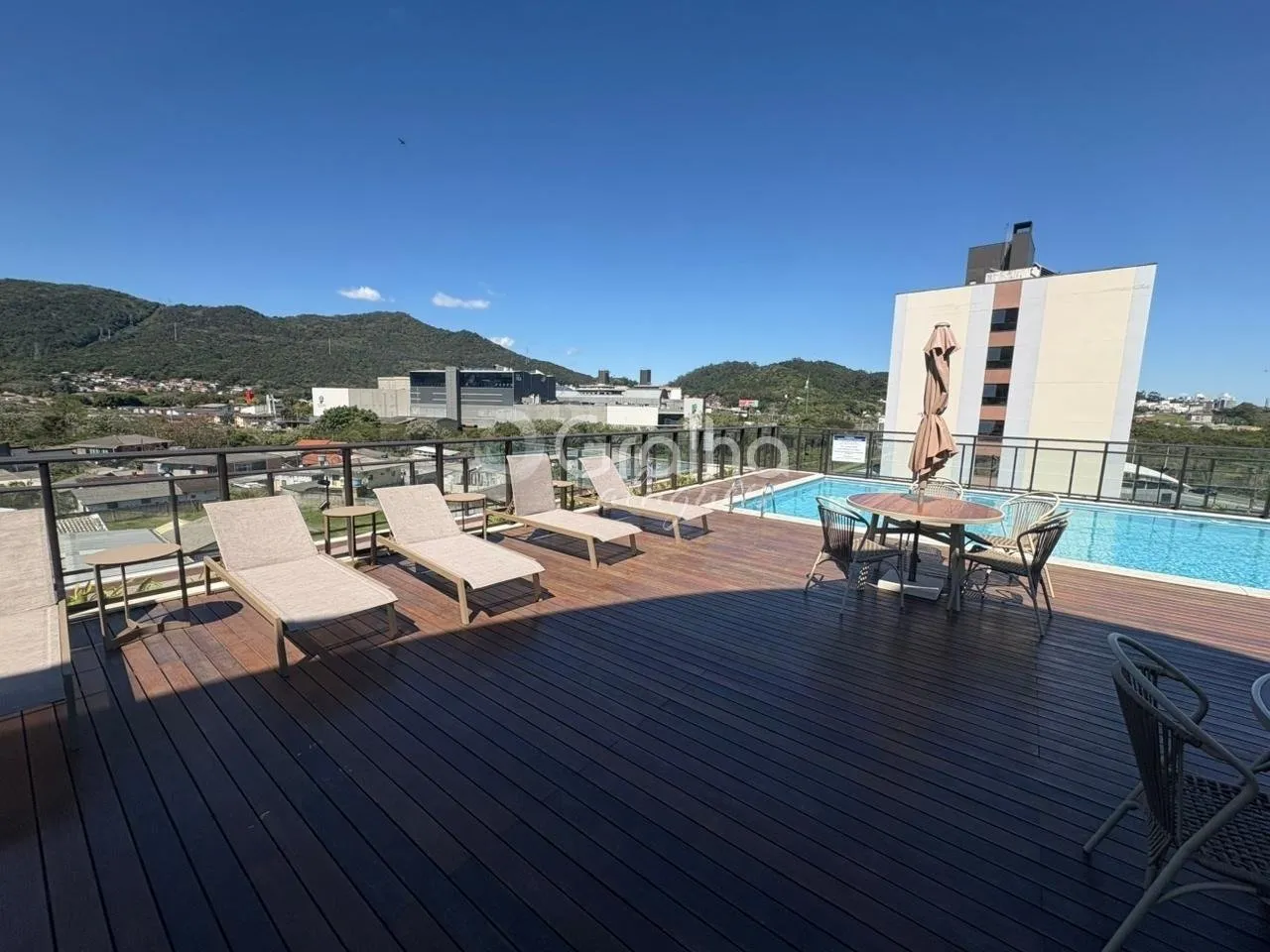 Furnished 2-bedroom 2-bath apartment with 71 m² and 1 parking — photo 4