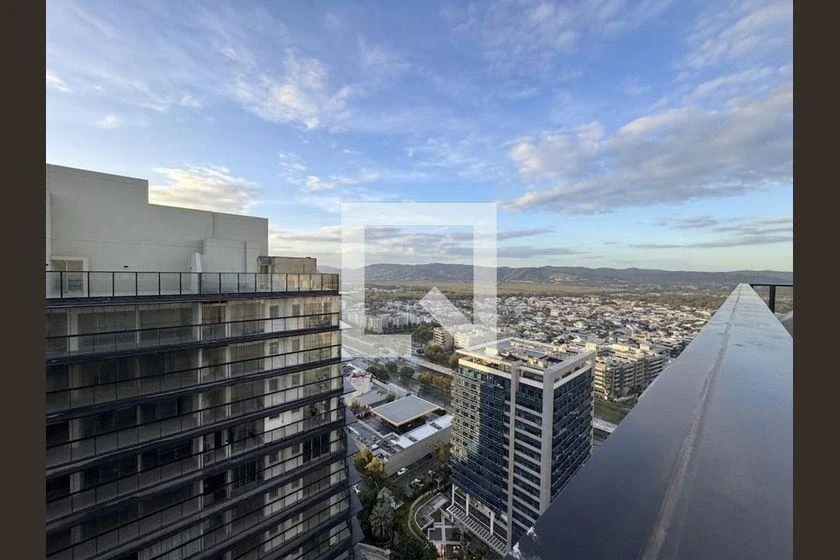 152 m² unfurnished apartment with 2 bedrooms — photo 34
