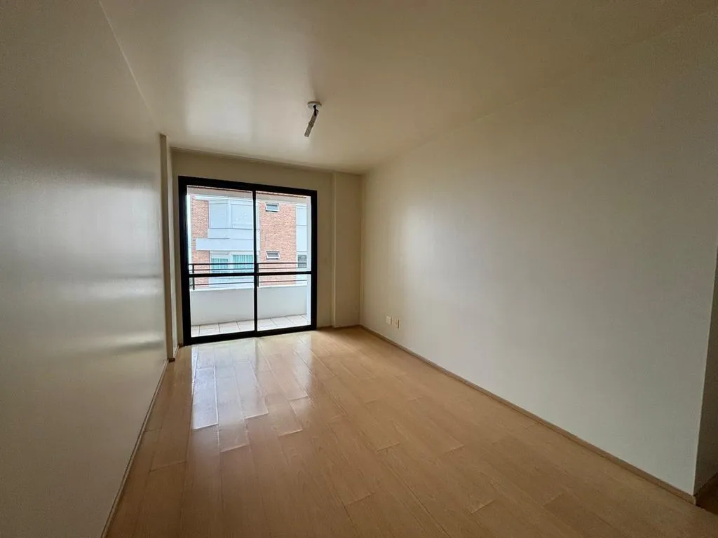 113 m² apartment with a bathtub and a water view — photo 30