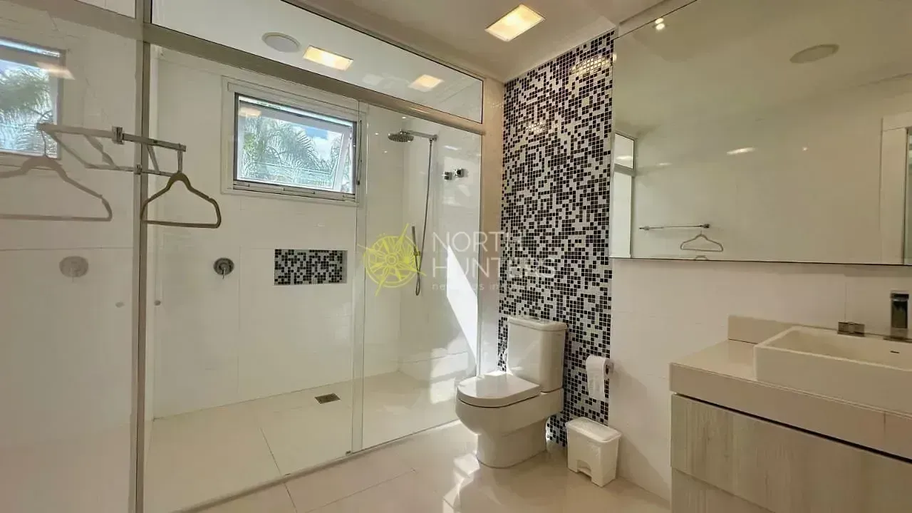 Furnished house with 9 bedrooms and a gas open kitchen — photo 33