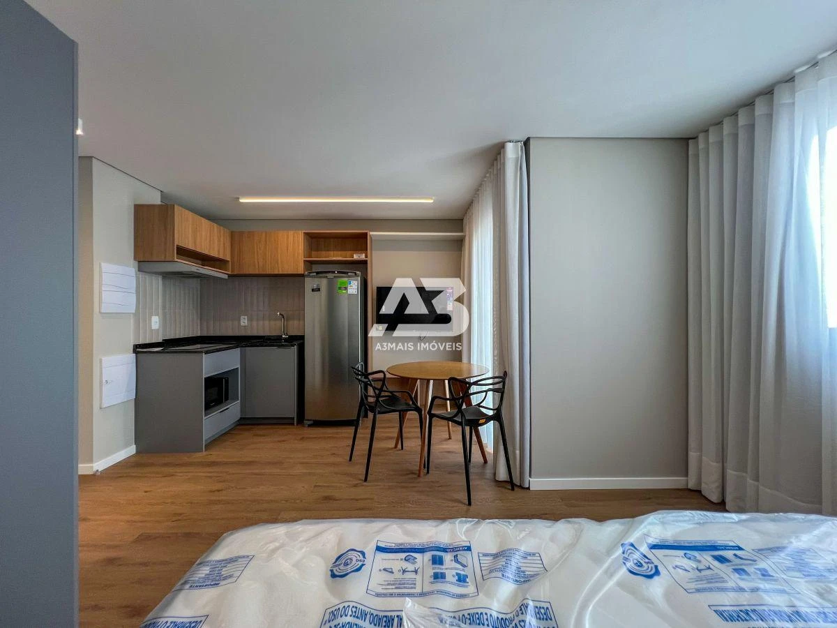 Estudio amueblado de 33 m² con cocina compacta — photo 14