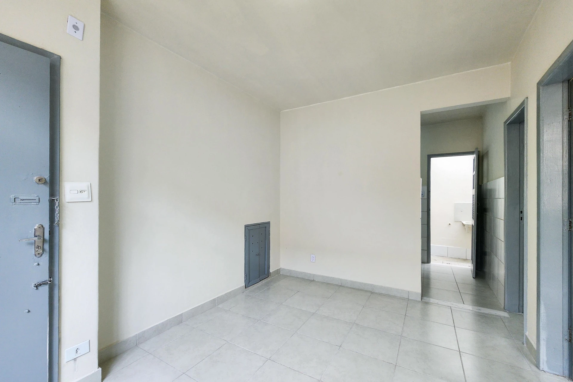 2-bedroom apartment, 50 m² — photo 9