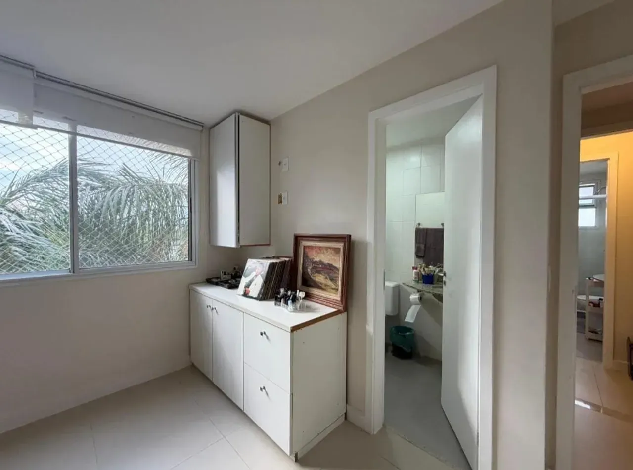 Furnished 114 m² apartment with 3 bedrooms and 5 baths — photo 19