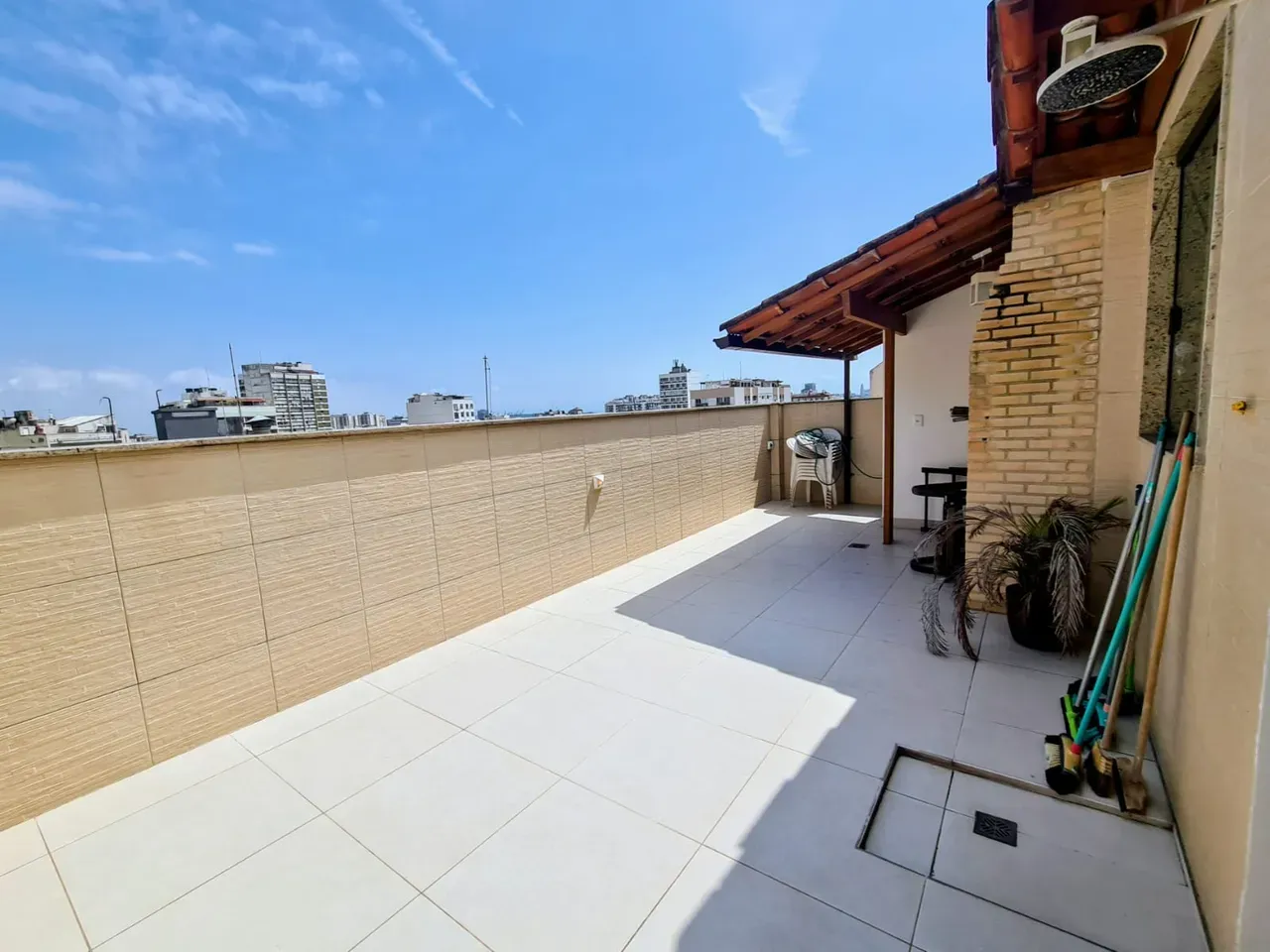 2 quartos e vista para as montanhas: apartamento de 136 m² — photo 16