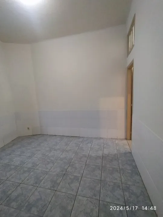 Unfurnished house with separate kitchen and 3 bedrooms — photo 8