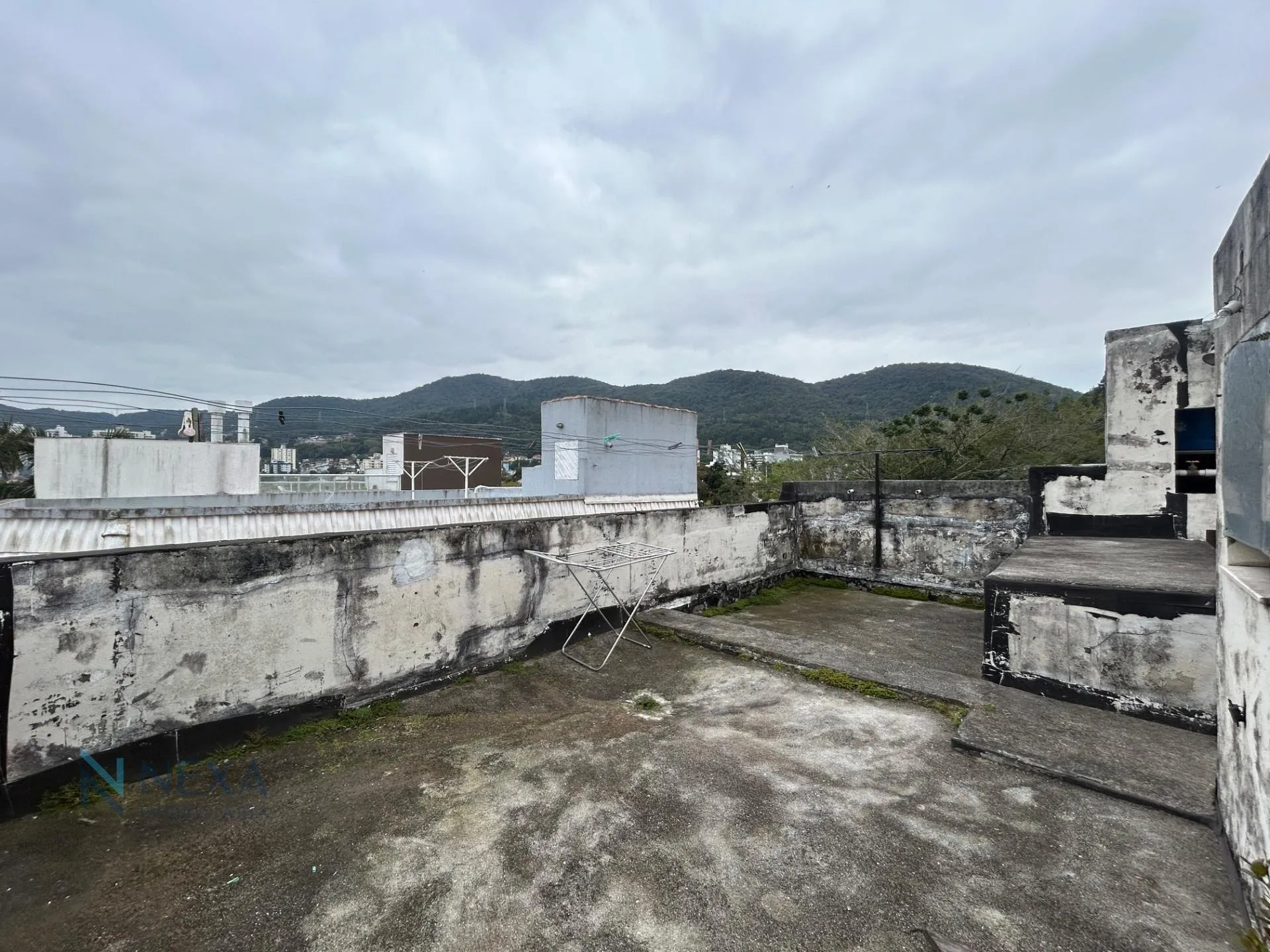 Затишний будинок 200 м² з 4 спальнями та балконом — photo 28