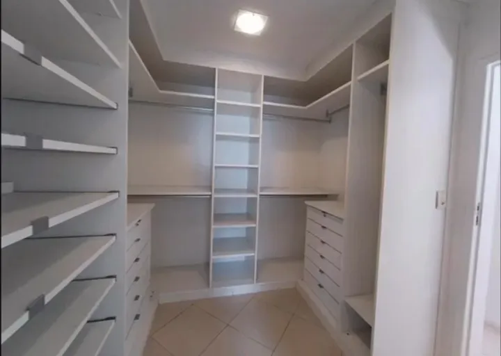 Будинок із 3 спальнями-сюїтами та 5 ванними — photo 3