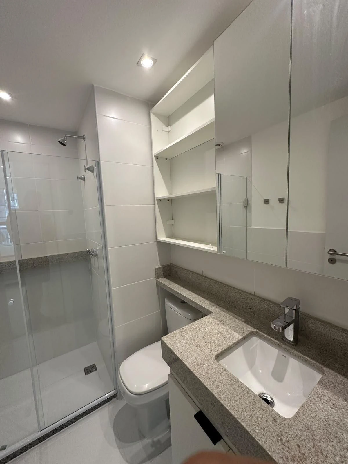 Floor-to-ceiling windows in a 2-bedroom apartment, 84 m² — photo 10
