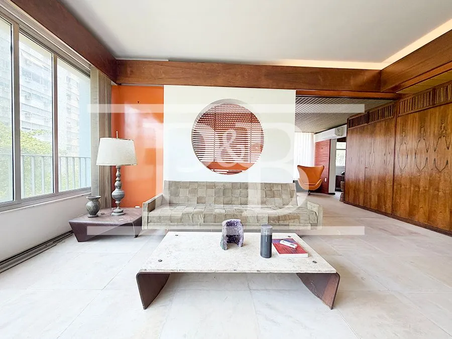 310 m² apartment with floor-to-ceiling windows and a bathtub — photo 6