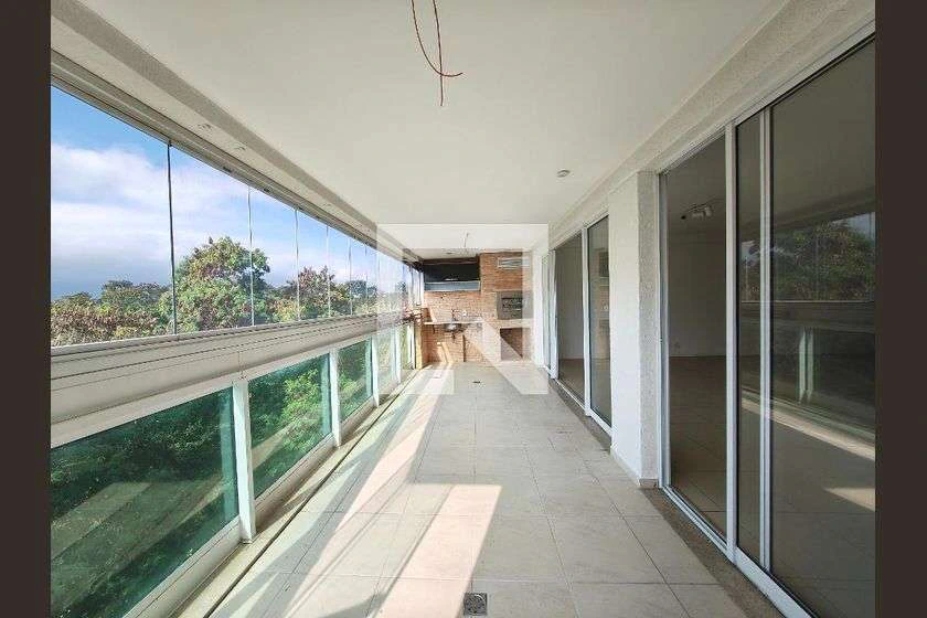 Apartment with 4 en-suite bedrooms and 156 m² — photo 3