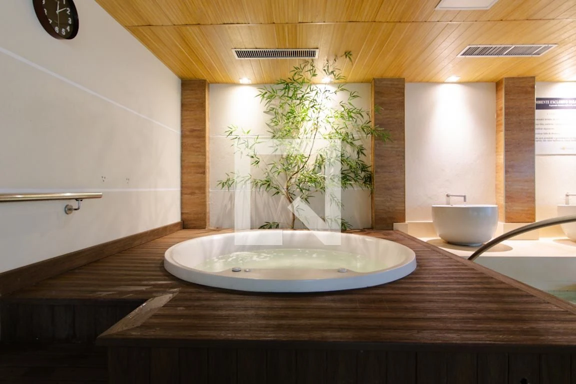 Mountain view in a 3-bedroom apartment, 107 m² — photo 69