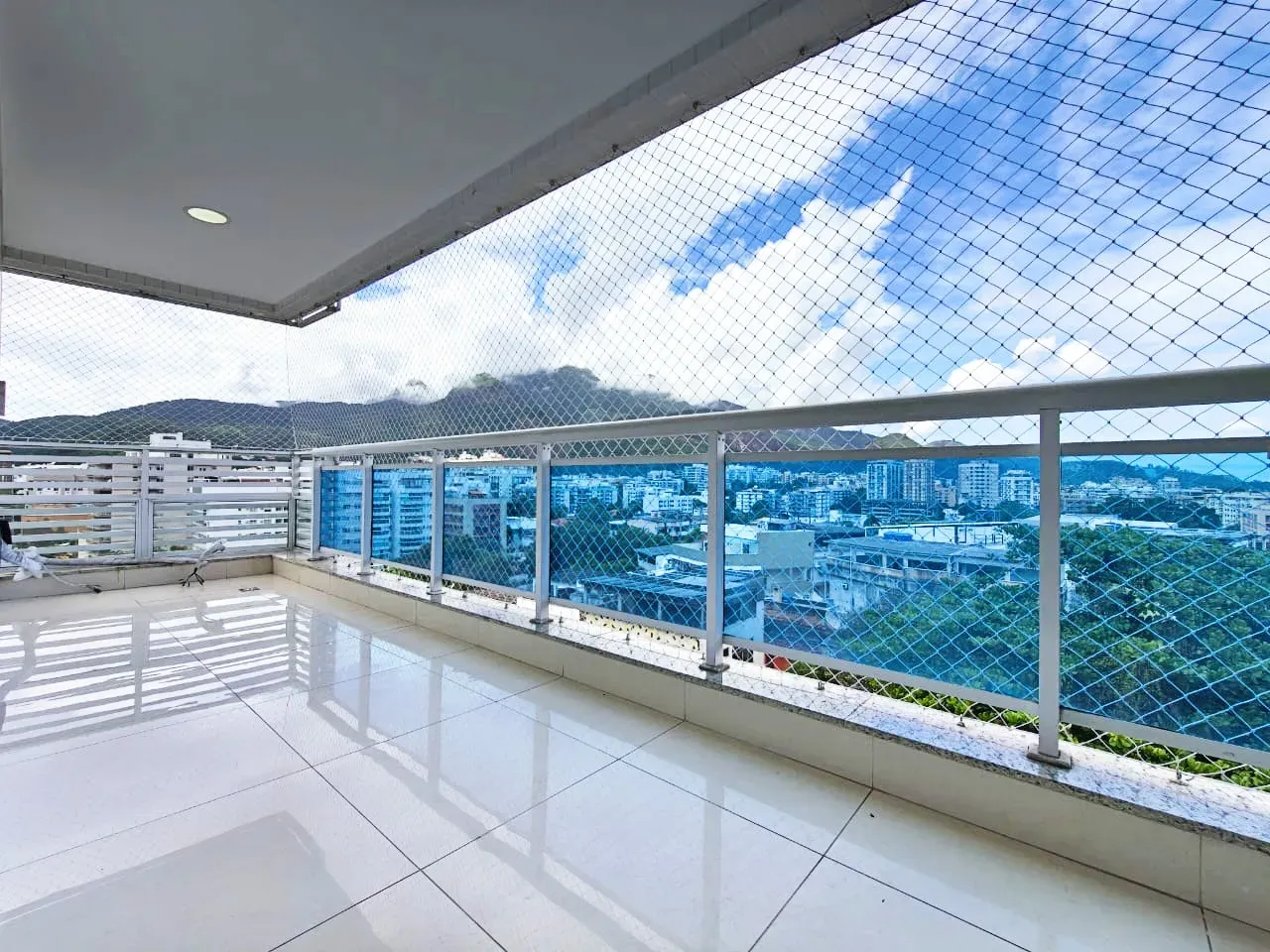 2-bedroom apartment with balcony, closed kitchen — photo 21