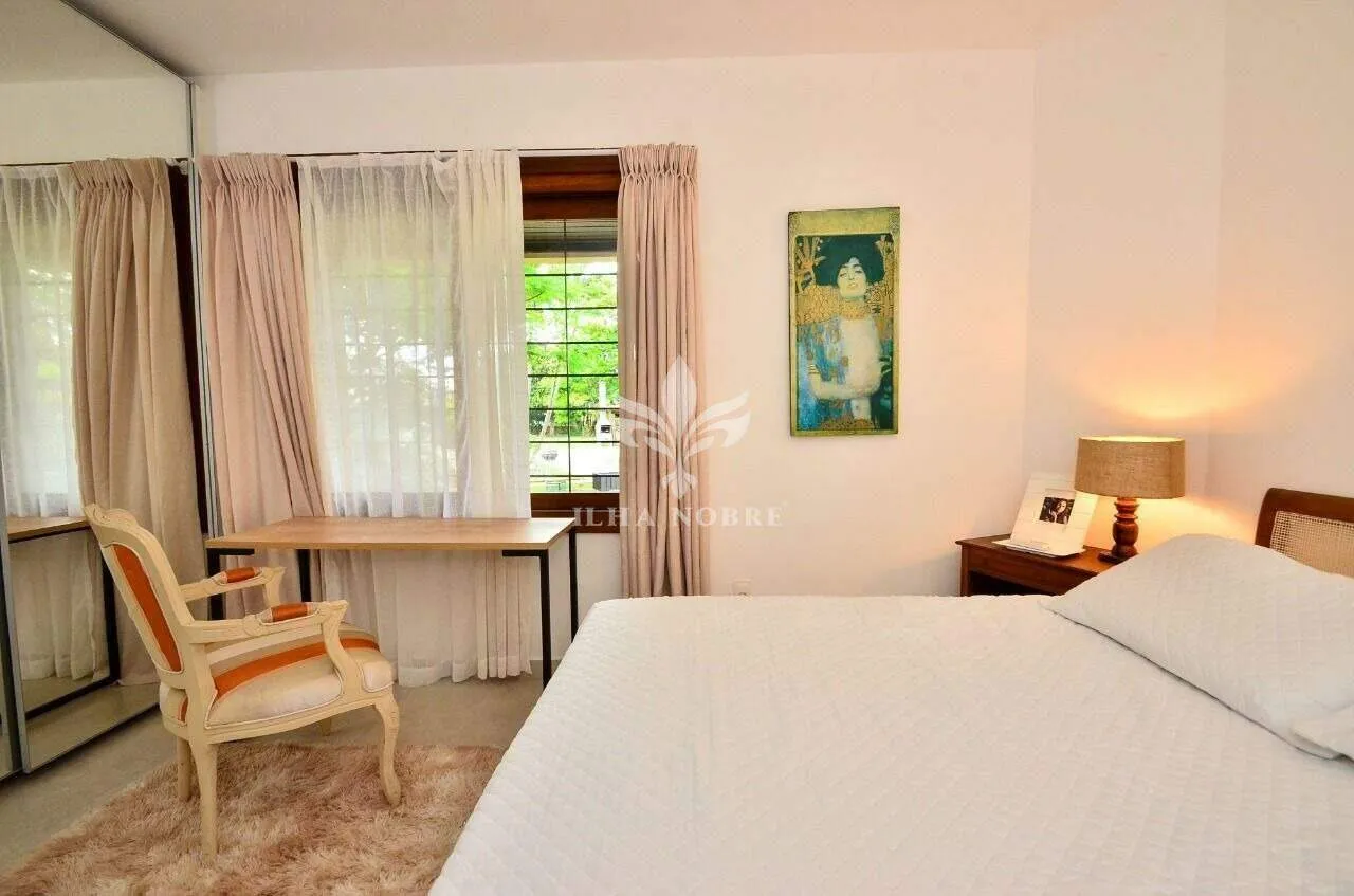 Casa mobiliada com 7 quartos e piscina ao ar livre — photo 35