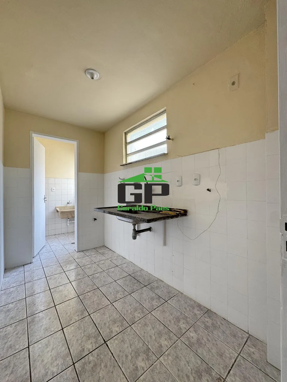Apartamento de 2 quartos com 1 banheiro e vaga — photo 4