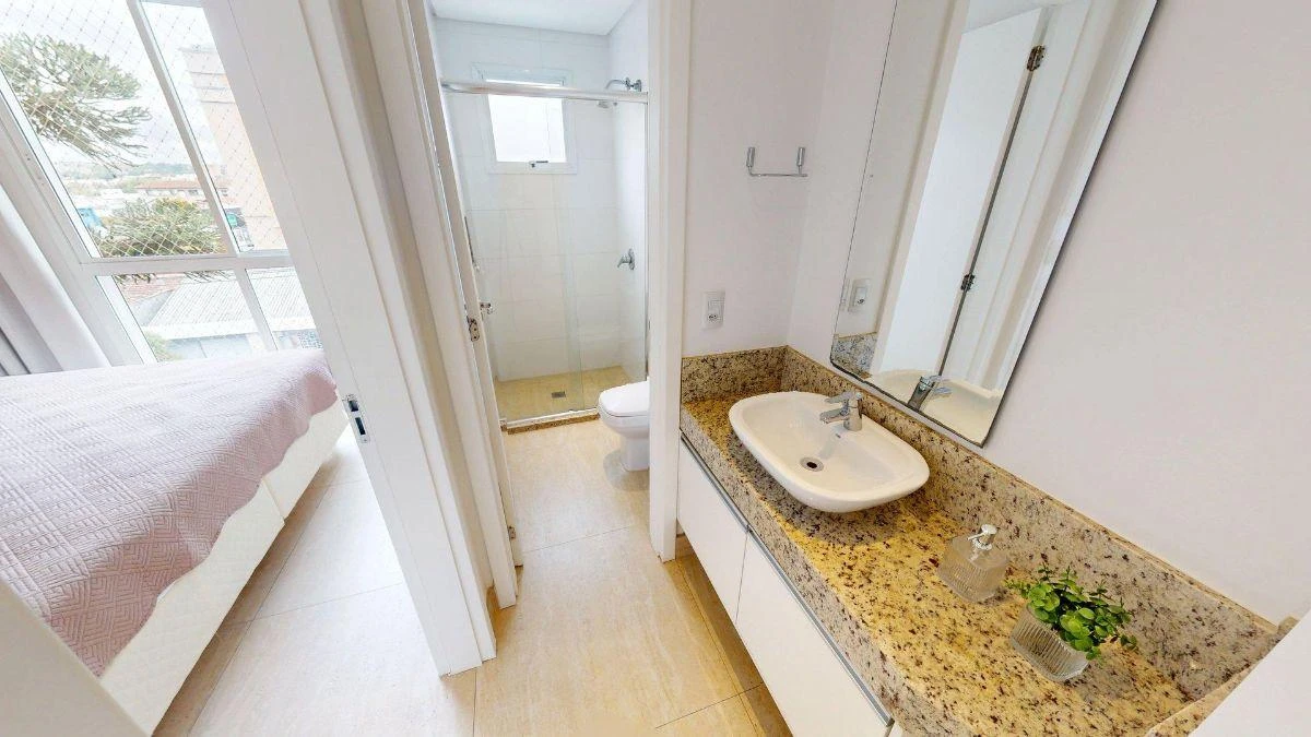 One-bedroom apartment with floor-to-ceiling windows — photo 28