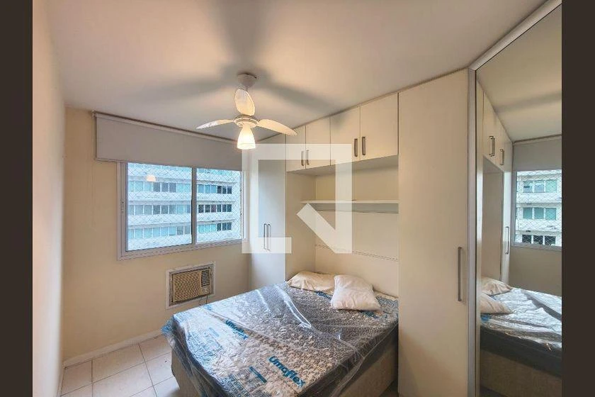 Furnished 2-bedroom apartment with a balcony — photo 12