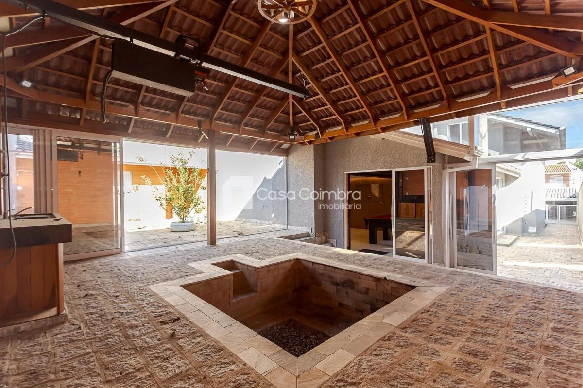 House, 450 m², with a bathtub — photo 21