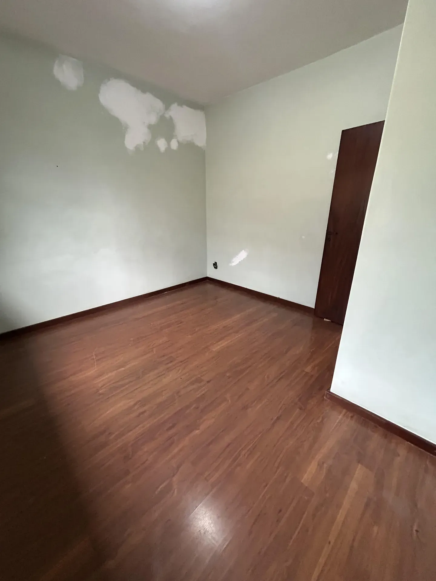 Casa com 4 quartos e 4 banheiros com box de vidro — photo 14