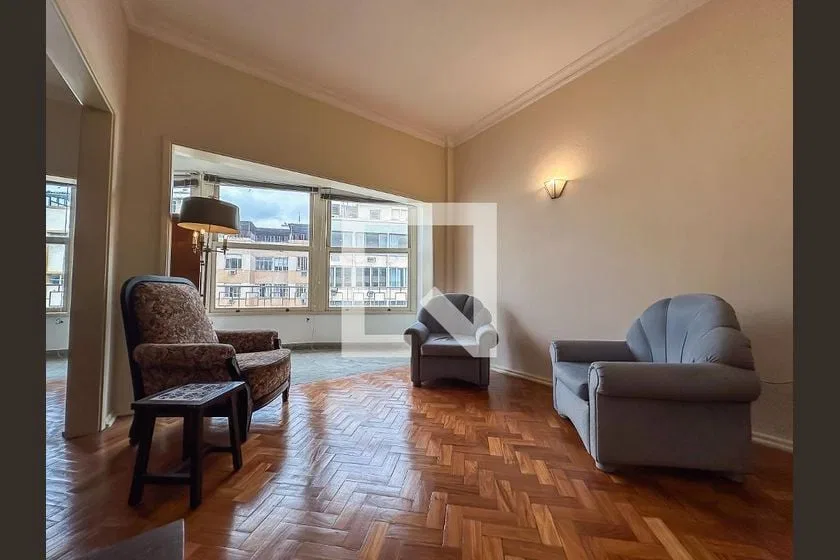 4-bedroom apartment with 3 bathrooms and 206 m² — photo 9
