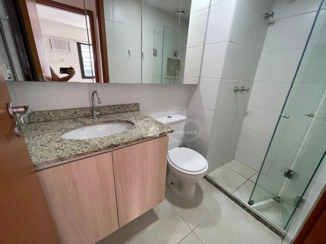 Квартира с 1 спальней и открытой кухней 45 м² — photo 9